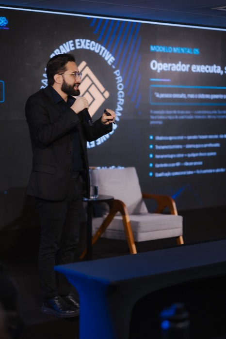 Brave Executive Program — plateia acompanhando o palco